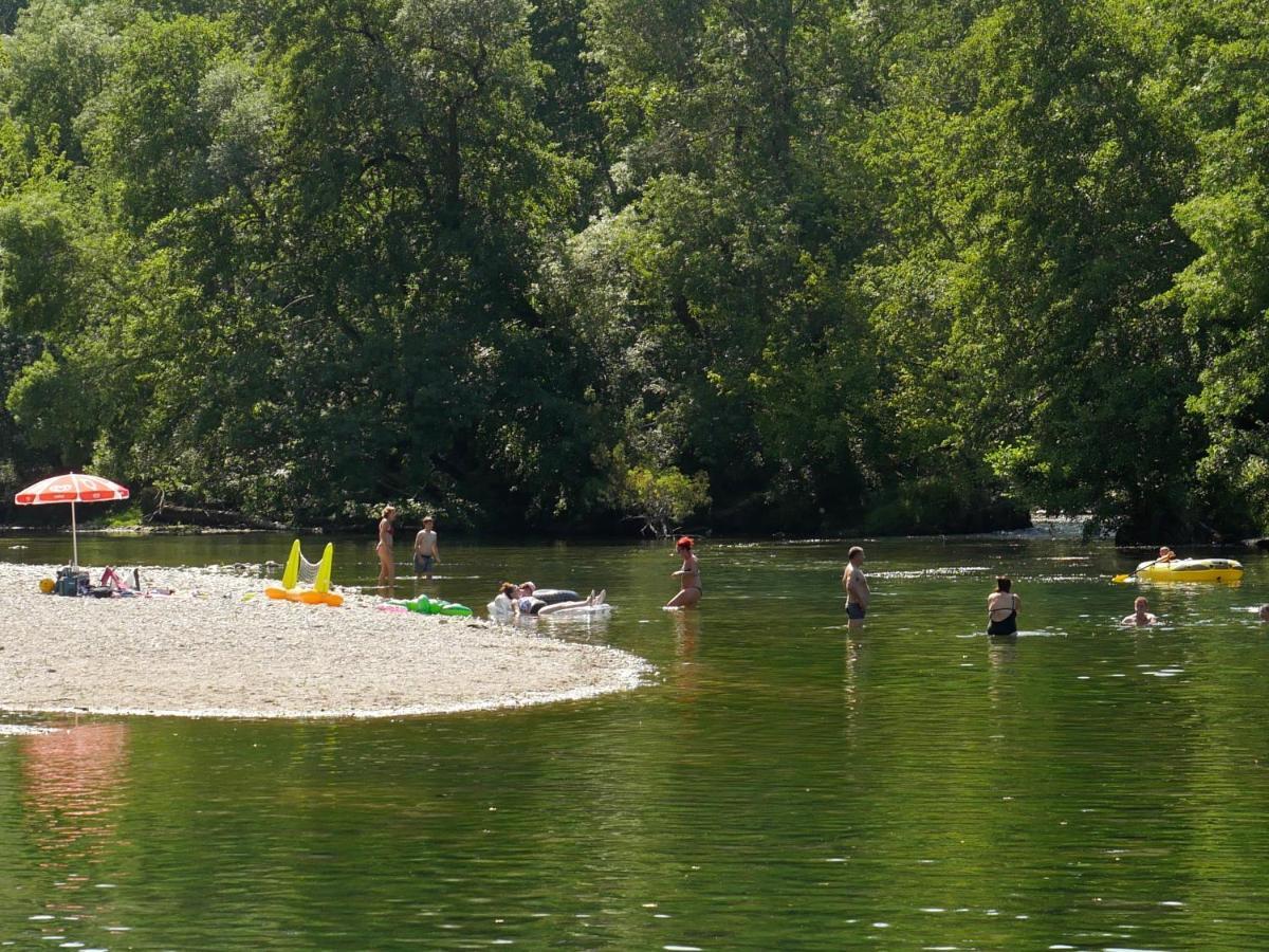 Camping Le Chassezac Sampzon Exterior photo