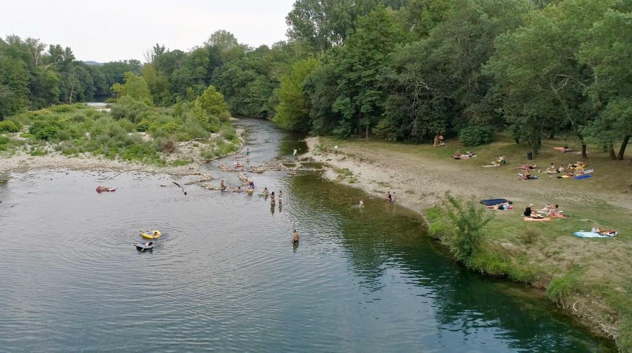 Camping Le Chassezac Sampzon Exterior photo